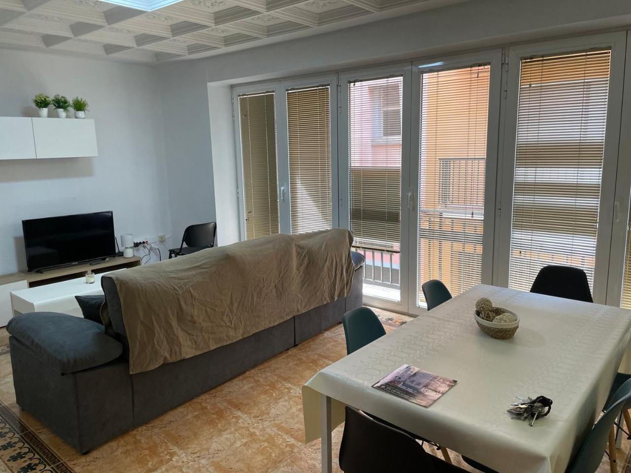 Parra Home Y Garaje, Algemesi Home エクステリア 写真