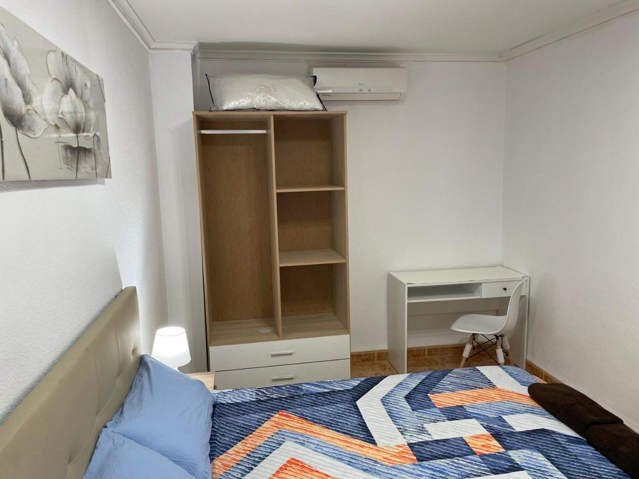 Parra Home Y Garaje, Algemesi Home エクステリア 写真
