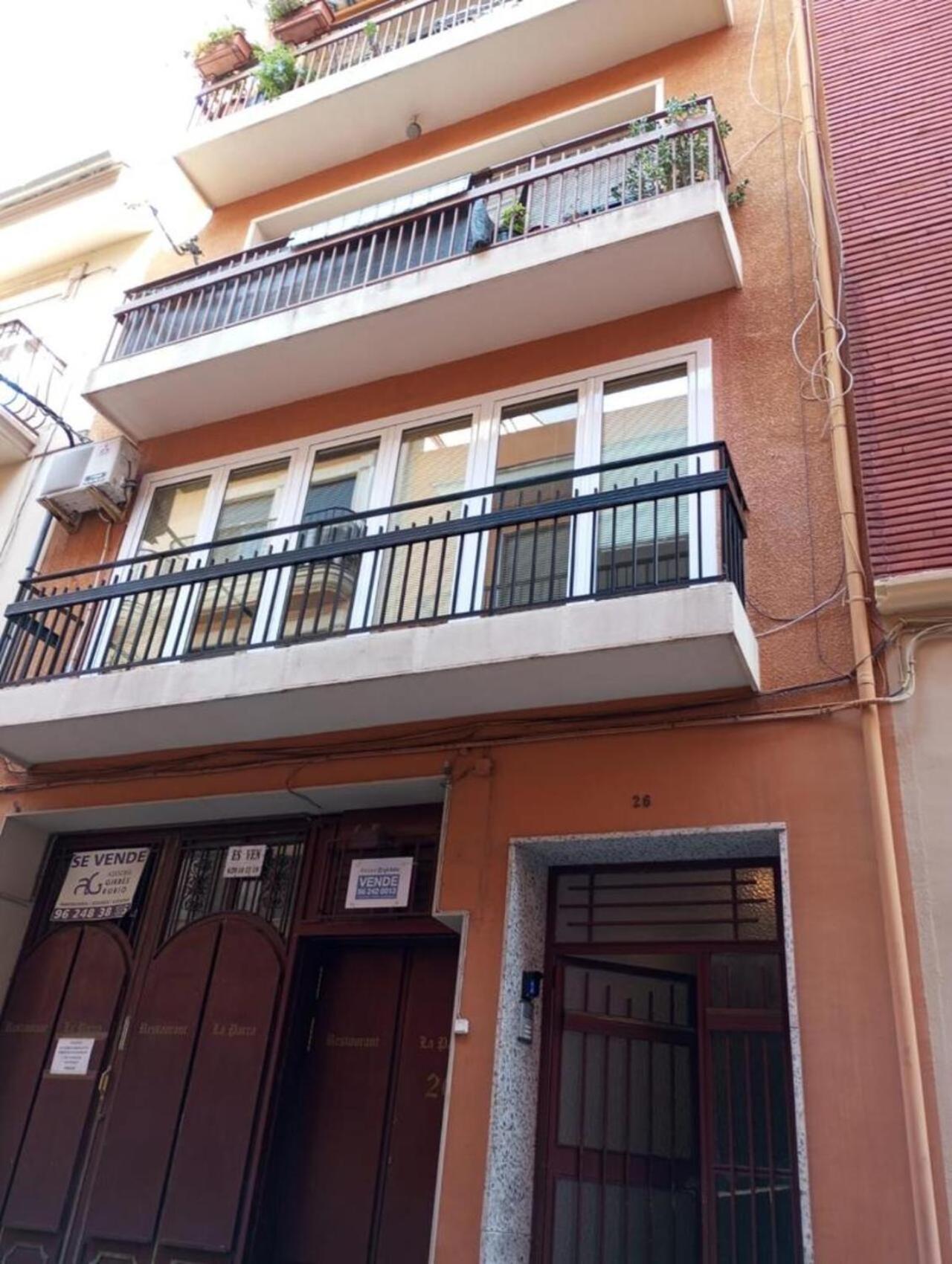 Parra Home Y Garaje, Algemesi Home エクステリア 写真
